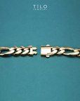 14K Yellow Gold Figaro Link Chain Bracelet, Sizes 7.25in-8.25in
