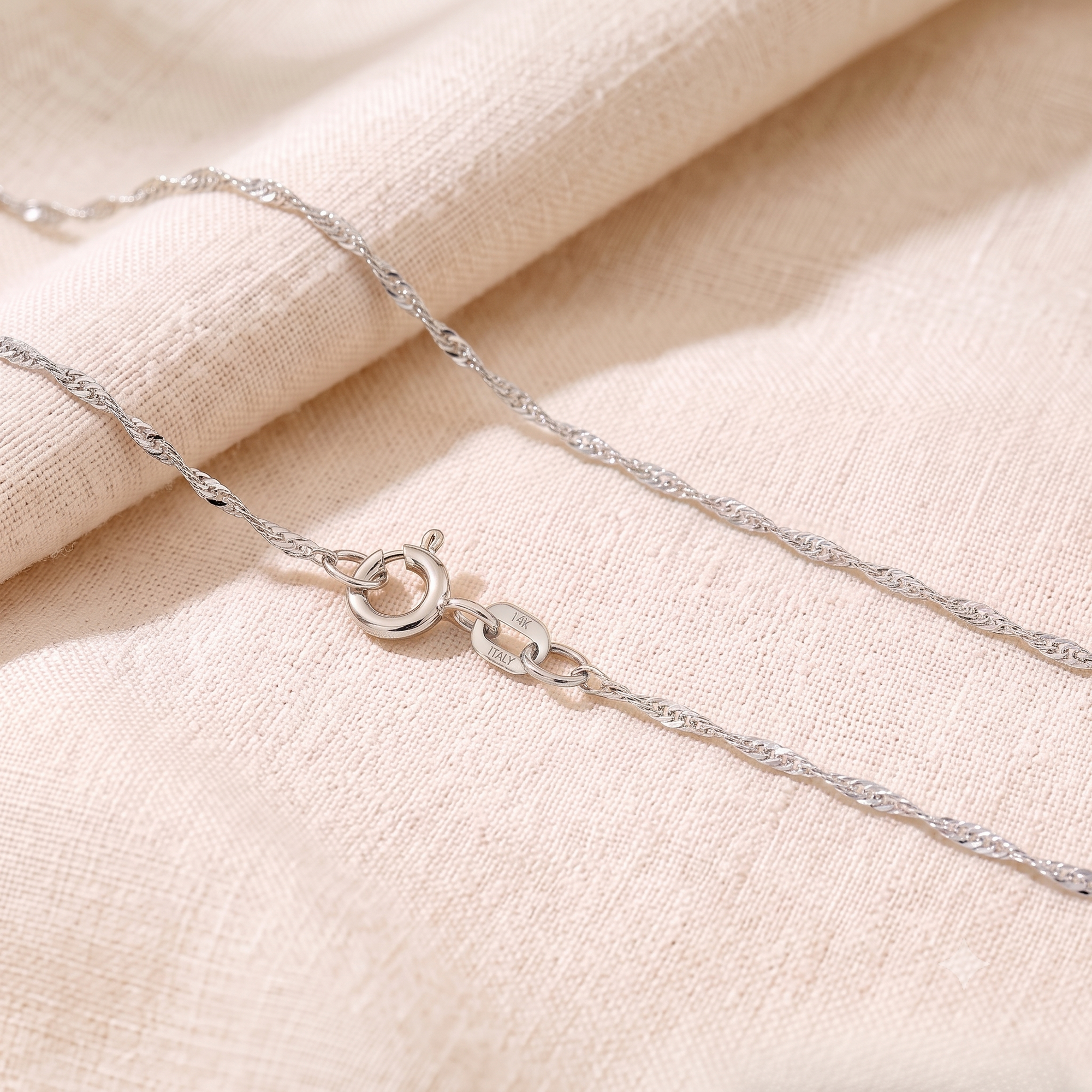14K White Gold Diamond-Cut Singapore Chain Necklace