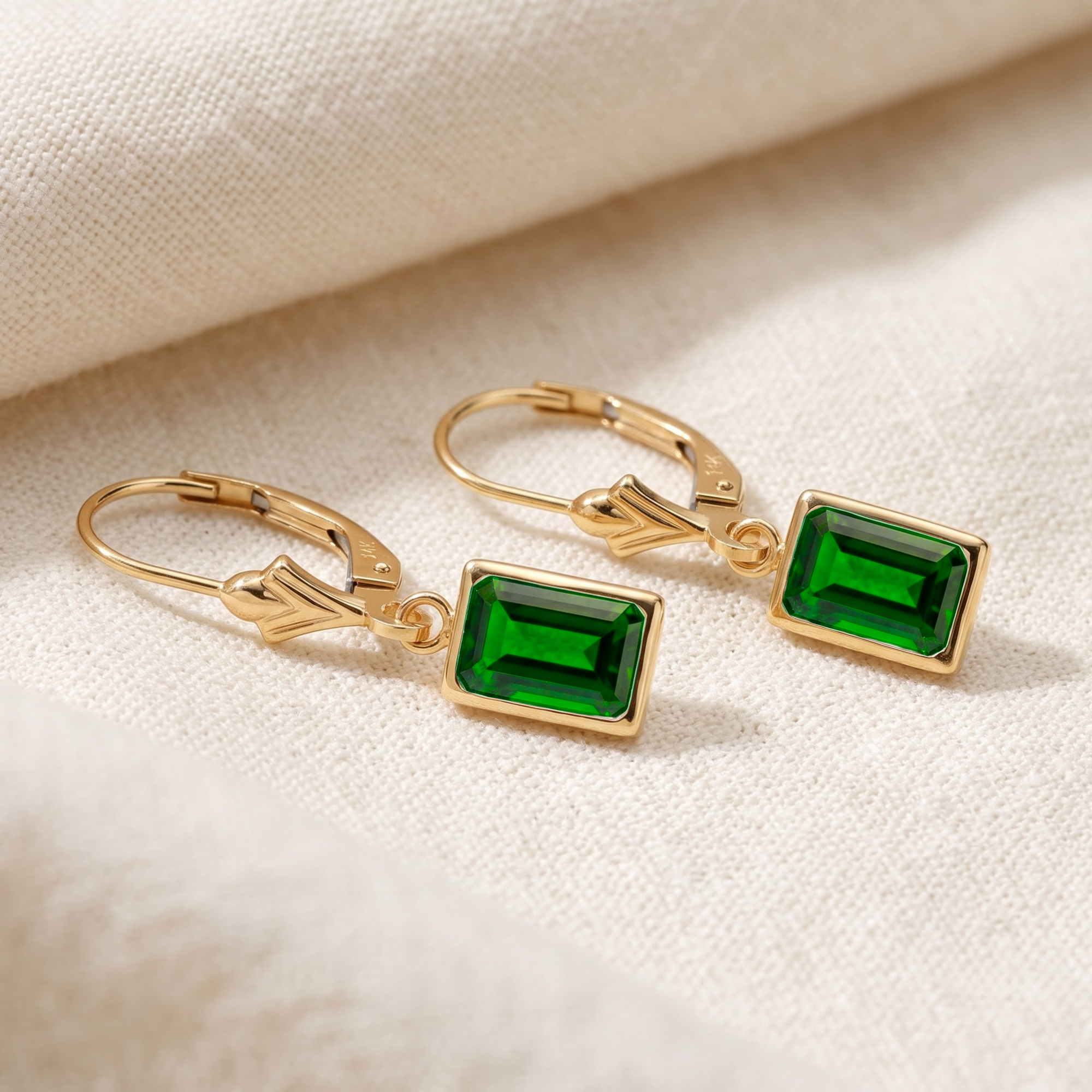 14K Gold Green Emerald Gemstone Drop Earrings