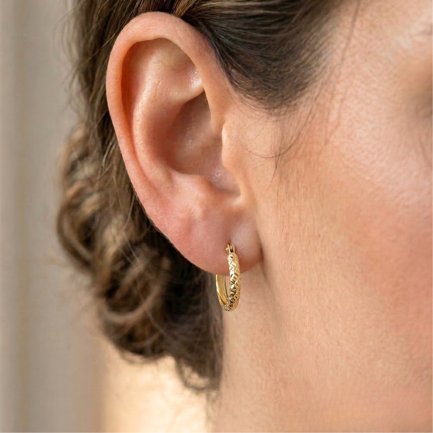 Yellow Gold Hand Engraved Hoops, 1 inch (Yellow/White/Rose) – Tilo Yellow Gold Hand Engraved Hoops, 1 inch (Yellow/White/Rose) – Tilo