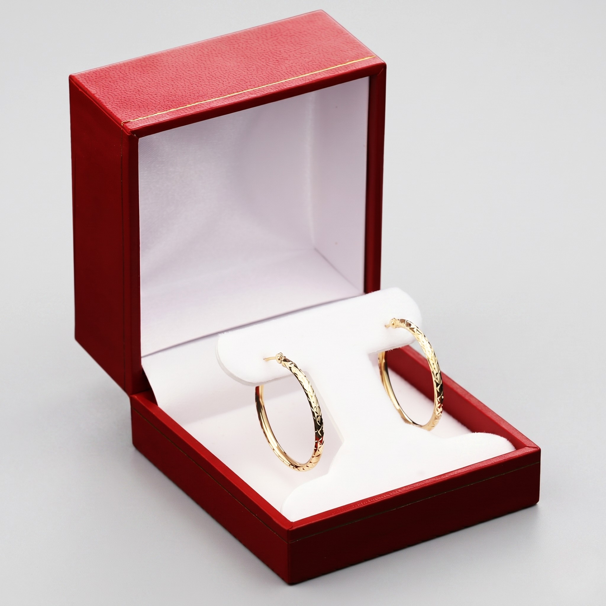 14K Yellow Gold "X Pattern" Diamond-Cut Hoop Earrings