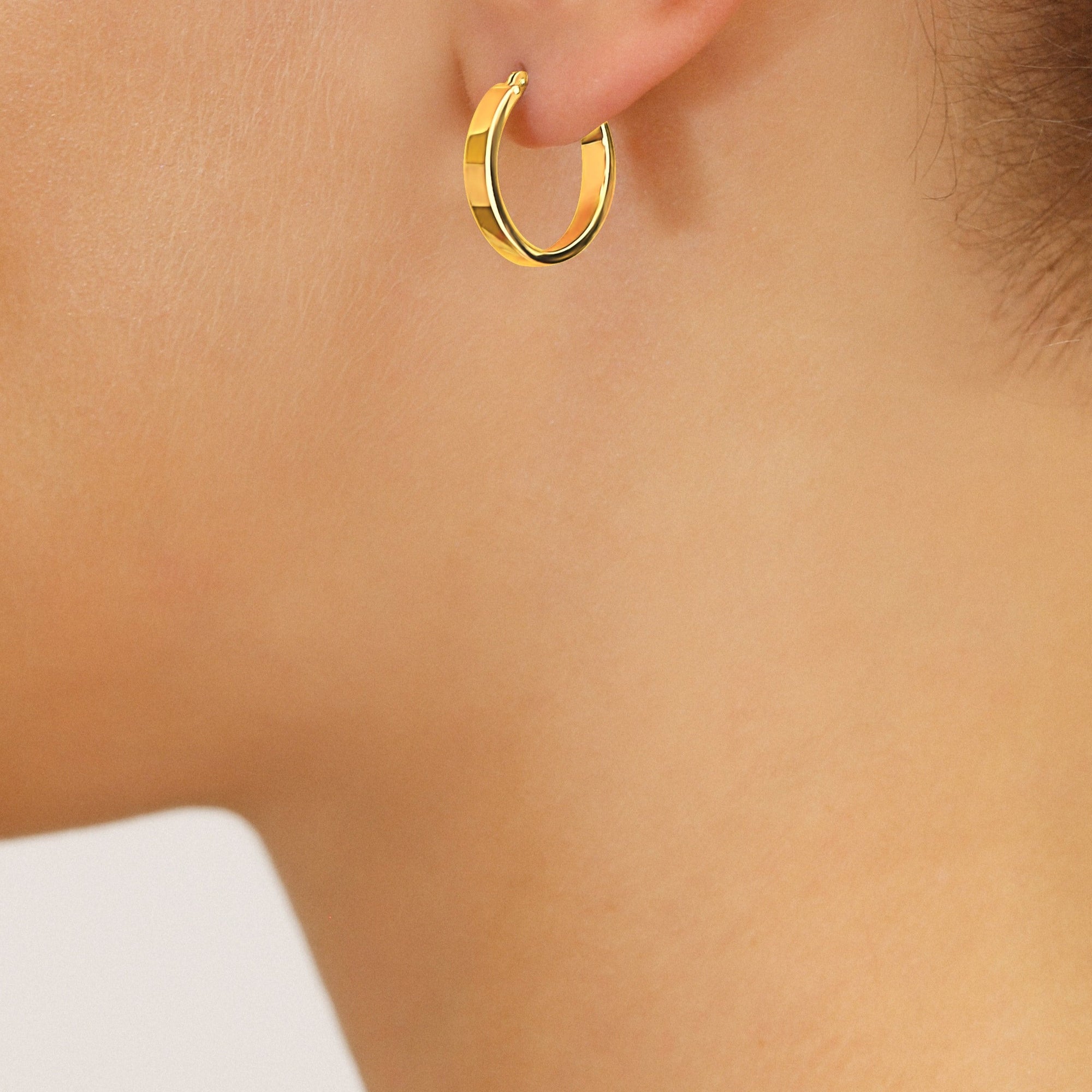 14k Gold Small Oval Flat Hoop Earrings